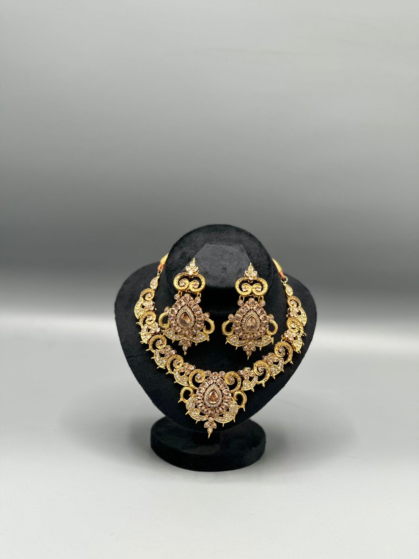 Regal Glow Formal Jewelry Set